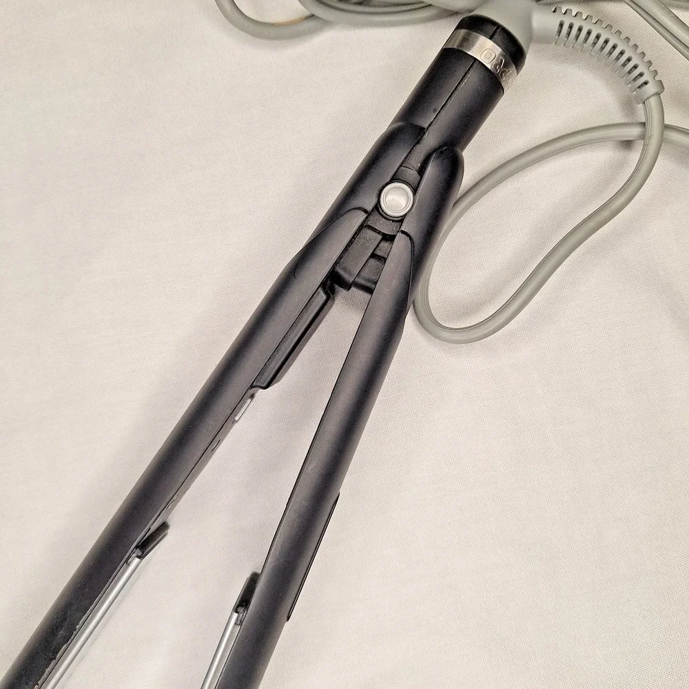 Babyliss Pro Titanium Xtreme Flat Iron Model BABTXBK9555X Black Tested